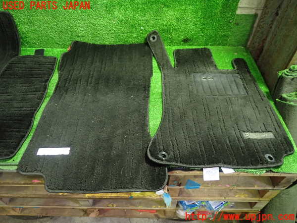 1UPJ-9239437800]ベンツ C180 W204(204049)フロアマット 中古_3