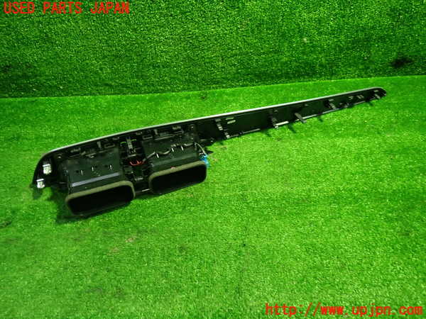 1UPJ-9239437528]ベンツ C180 W204(204049)エアコン吹き出し口3(真中) 中古_2