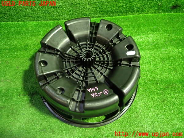 1UPJ-9239437772]ベンツ C180 W204(204049)ラゲッジトレイ2 中古_2