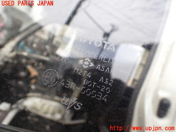1UPJ-9239441260]ハイエースワゴン100系(KZH106W)左前ドア 中古(43R-00034 M2T4)_5
