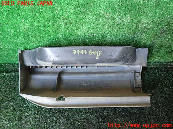 1UPJ-9239441392]ハイエースワゴン100系(KZH106W)左サイドステップ 中古_3