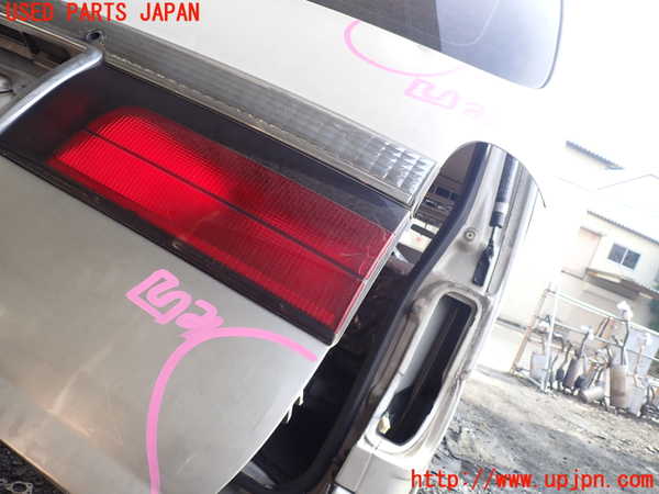 1UPJ-9239441566]ハイエースワゴン100系(KZH106W)バックドア リアゲート ハッチ 中古(M283)_2