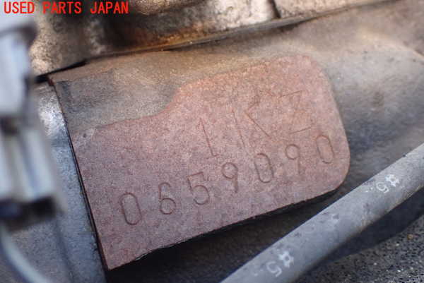 1UPJ-9239442010]ハイエースワゴン100系(KZH106W)エンジン 1KZ-TE 4WD 中古_4