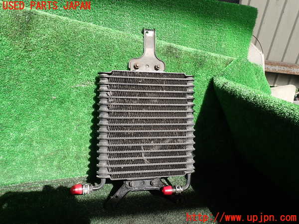 1UPJ-9239442481]ハイエースワゴン100系(KZH106W)オイルクーラー1 中古_2