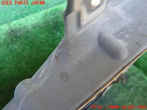 1UPJ-9239441721]ハイエースワゴン100系(KZH106W)アンダーカバー1 中古_3