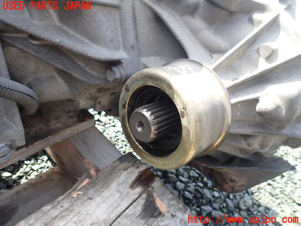 1UPJ-9239443010]ハイエースワゴン100系(KZH106W)ミッション AT 1KZ-TE 4WD 中古_3