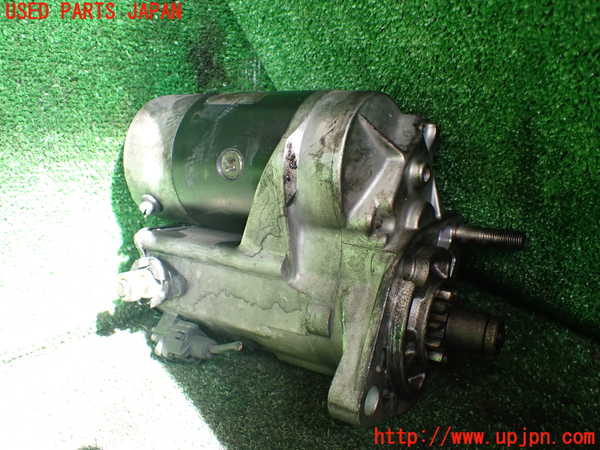 1UPJ-9239446010]ハイエースワゴン100系(KZH106W)セルモーター 中古_2