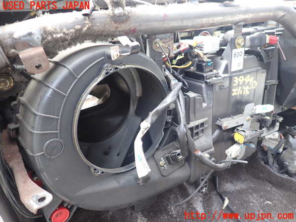 1UPJ-9239446081]ハイエースワゴン100系(KZH106W)エバポレーター1 中古_3