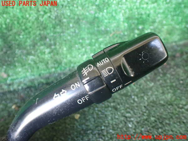 1UPJ-9239446720]ハイエースワゴン100系(KZH106W)コンビネーションスイッチ 中古_2