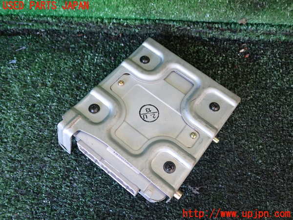 1UPJ-9239446125]ハイエースワゴン100系(KZH106W)ABSコンピューター 中古_3