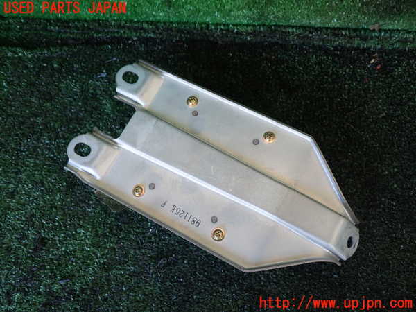 1UPJ-9239446145]ハイエースワゴン100系(KZH106W)エアバッグコンピューター 中古_3