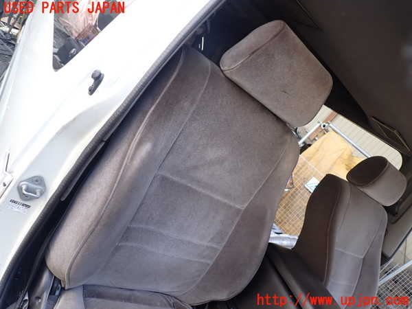 1UPJ-9239447035]ハイエースワゴン100系(KZH106W)運転席シート 中古_2
