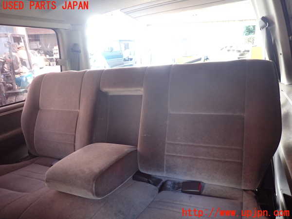 1UPJ-9239447210]ハイエースワゴン100系(KZH106W)3列目シート 中古_2