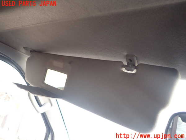 1UPJ-9239447630]ハイエースワゴン100系(KZH106W)室内サンバイザー左側 中古_3