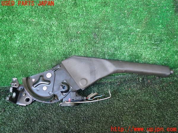 1UPJ-9239447550]ハイエースワゴン100系(KZH106W)サイドブレーキレバー 中古_2