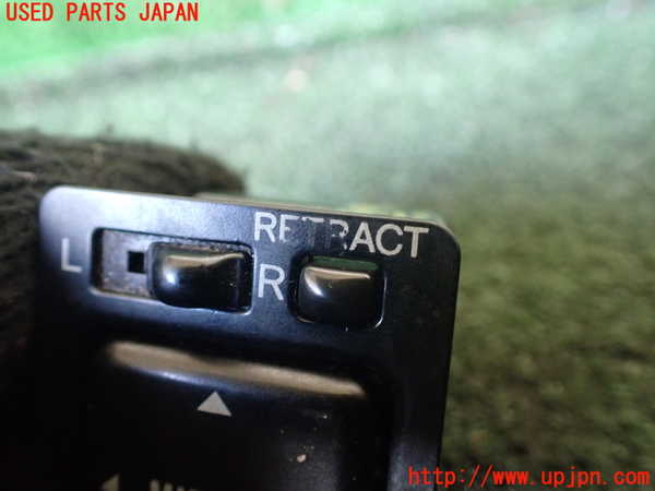 1UPJ-9239446280]ハイエースワゴン100系(KZH106W)ミラースイッチ 中古_2