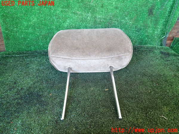 1UPJ-9239447240]ハイエースワゴン100系(KZH106W)右3列目ヘッドレスト 中古_3