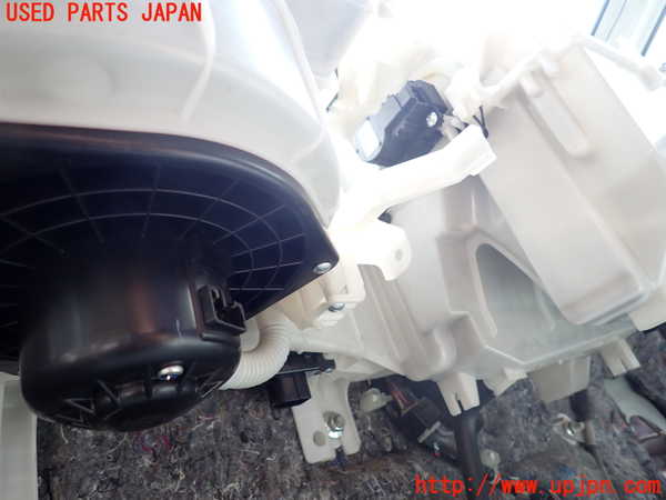 1UPJ-9239456081]デリカD：5(CV1W)エバポレーター1 中古_4