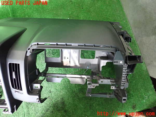 1UPJ-9239457505]デリカD：5(CV1W)ダッシュボード 中古_3