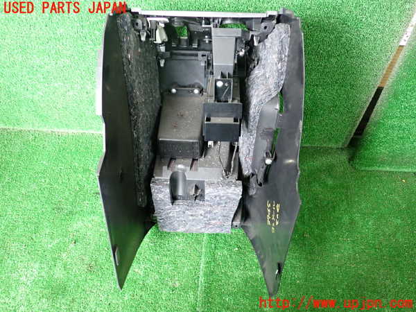 1UPJ-9239457549]デリカD：5(CV1W)コンソール 中古_5