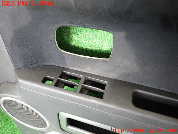 1UPJ-9239451234]デリカD：5(CV1W)右前ドア内張り 中古_2