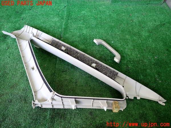 1UPJ-9239457655]デリカD：5(CV1W)右フロントピラートリム 中古_2