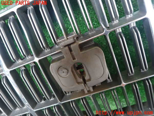 1UPJ-9239461050]クラウン 4ドア ハードトップ(GS151H)ラジエターグリル 中古_2