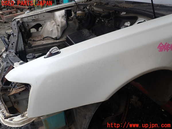 1UPJ-9239461082]クラウン 4ドア ハードトップ(GS151H)左前フェンダー 中古_2