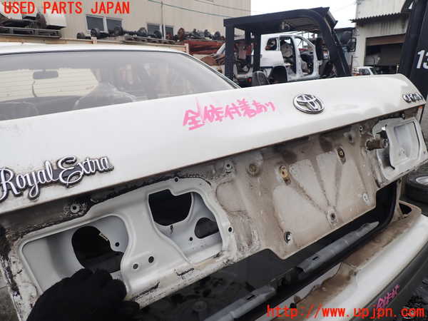 1UPJ-9239461500]クラウン 4ドア ハードトップ(GS151H)トランク 中古_2