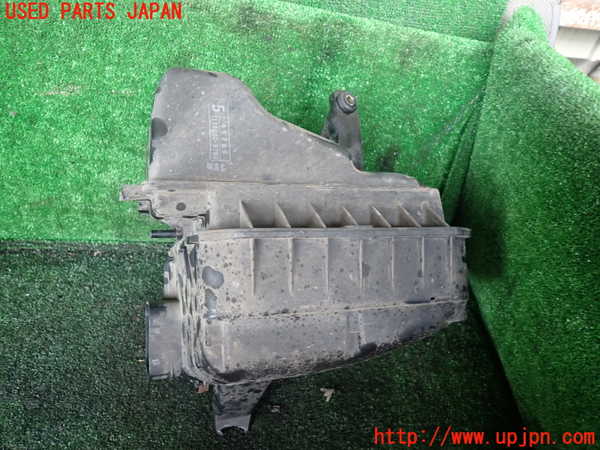 1UPJ-9239462560]クラウン 4ドア ハードトップ(GS151H)エアクリーナーボックス 中古_2