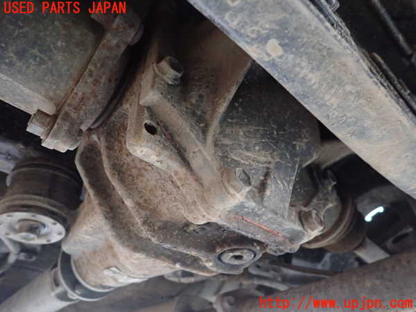 1UPJ-9239464355]クラウン 4ドア ハードトップ(GS151H)リアデフ 中古_2