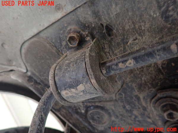 1UPJ-9239465445]クラウン 4ドア ハードトップ(GS151H)リアスタビライザー 中古_4