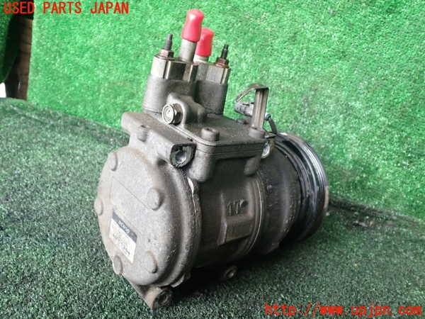 1UPJ-9239466025]クラウン 4ドア ハードトップ(GS151H)エアコンコンプレッサー 中古_2