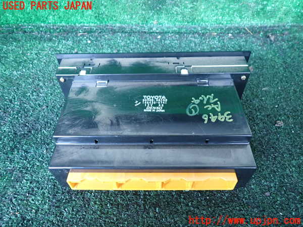 1UPJ-9239466066]クラウン 4ドア ハードトップ(GS151H)エアコンスイッチ1 中古_3