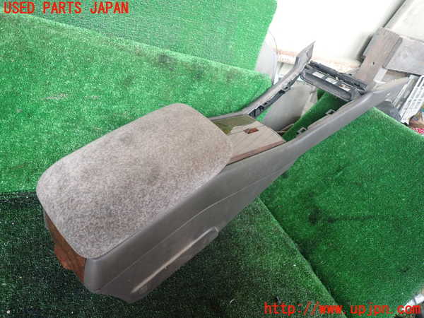 1UPJ-9239467540]クラウン 4ドア ハードトップ(GS151H)センターコンソール 中古_3