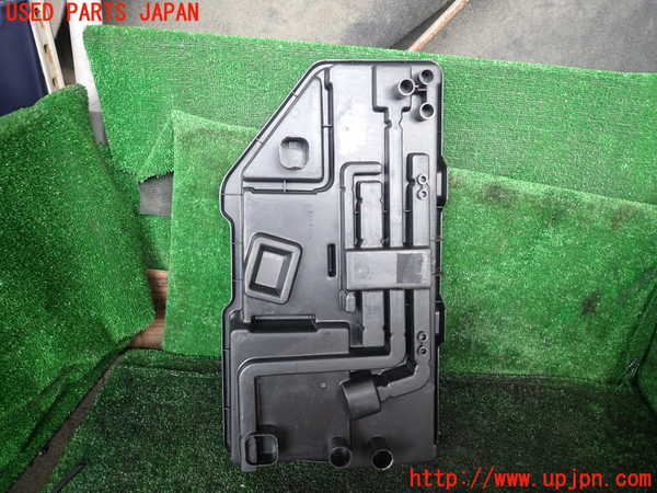 1UPJ-9239467773]クラウン 4ドア ハードトップ(GS151H)ラゲッジトレイ3 中古_2