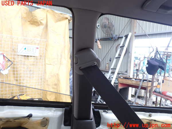 1UPJ-9239467670]クラウン 4ドア ハードトップ(GS151H)左センターピラートリム 中古_2