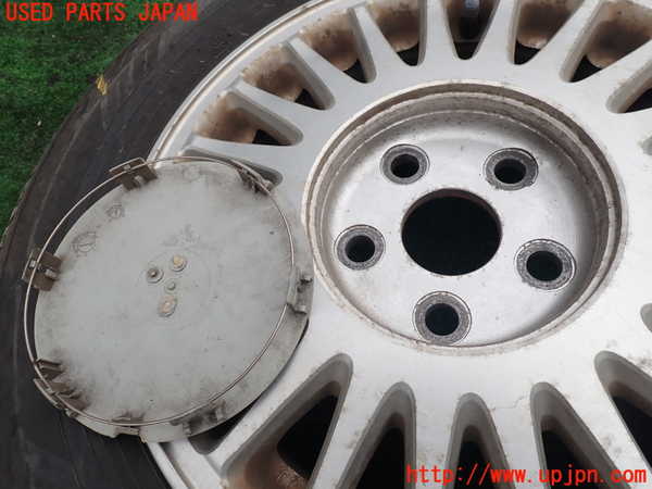 1UPJ-9239469026]クラウン 4ドア ハードトップ(GS151H)タイヤ　ホイール　1本① 195/65R15 中古_2