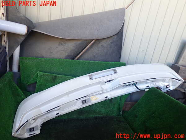 1UPJ-9239471520]アルファード(AGH35W)リアスポイラー 中古_2
