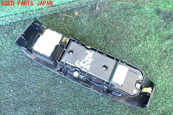 1UPJ-9239476240]アルファード(AGH35W)右前パワーウィンドウスイッチ 中古_2