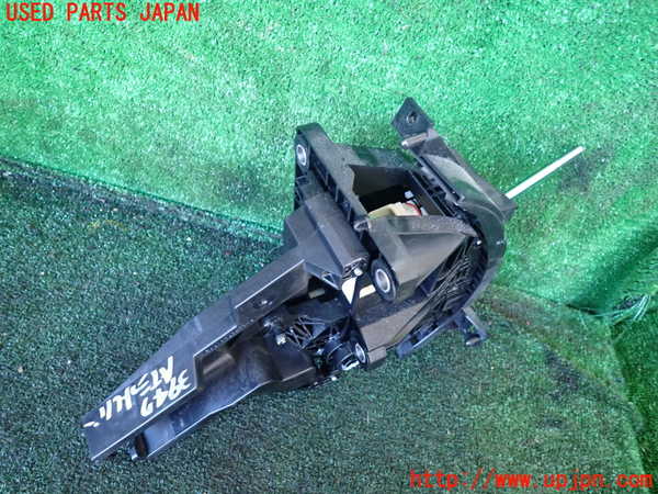 1UPJ-9239477555]アルファード(AGH35W)ATシフトレバー 中古_2