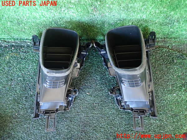 1UPJ-9239477526]アルファード(AGH35W)エアコン吹き出し口1 (真中) 中古_2