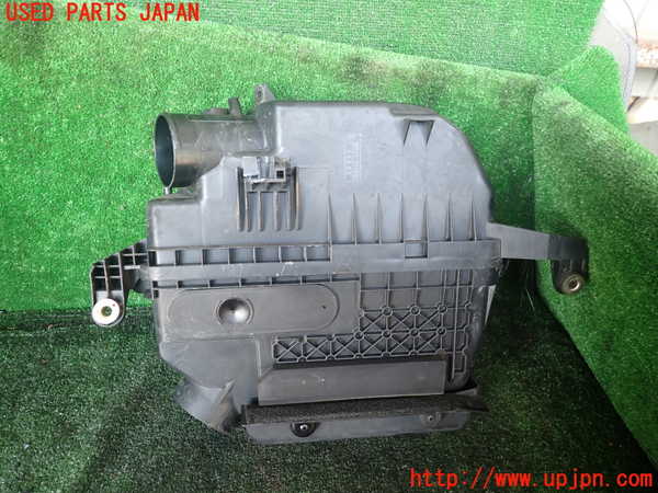 1UPJ-9239482560]アルファードハイブリッド(ATH10W)エアクリーナーボックス 中古_2