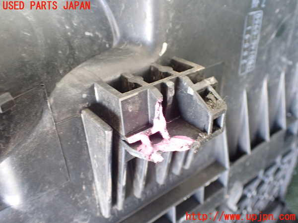 1UPJ-9239482560]アルファードハイブリッド(ATH10W)エアクリーナーボックス 中古_3