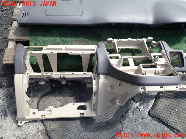 1UPJ-9239487505]アルファードハイブリッド(ATH10W)ダッシュボード 中古_3