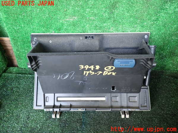 1UPJ-9239487517]アルファードハイブリッド(ATH10W)グローブボックス2 中古_4