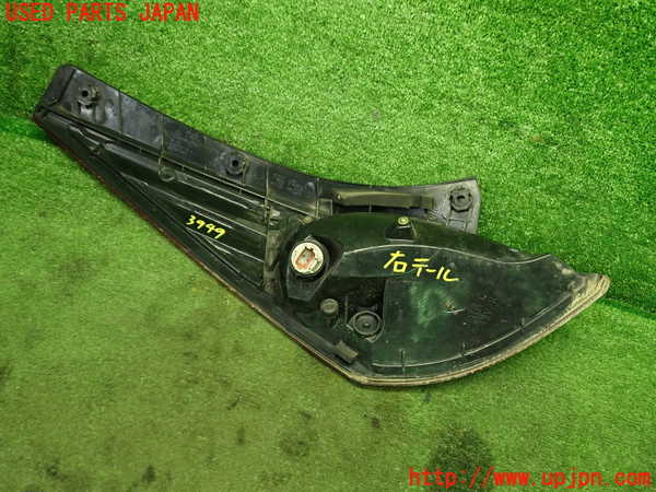 1UPJ-9239491530]フェアレディZロードスター(HZ33)右テールランプ 中古_3