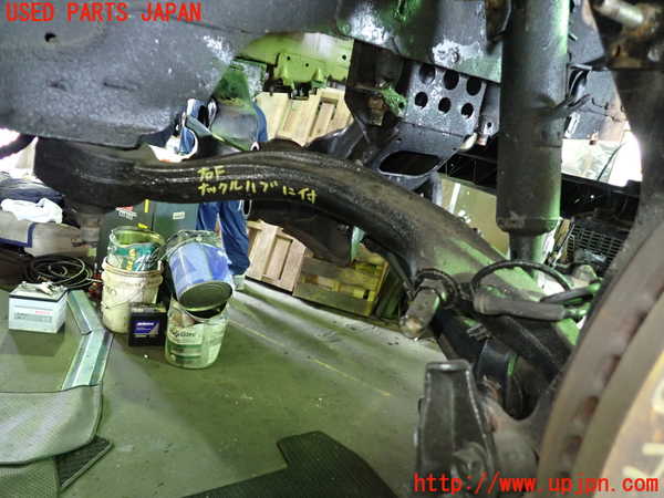 1UPJ-9239494290]フェアレディZロードスター(HZ33)右フロントナックルハブ 中古_3