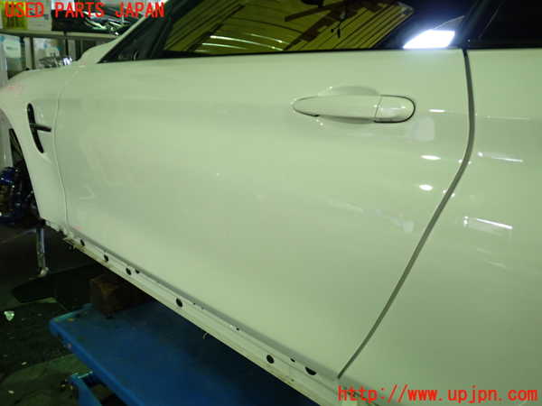 1UPJ-9239501260]BMW M4 クーペ F82(3C30)前ドア 中古 SAINT-GOBAIN SEKURIT M24100 43R-001025_3