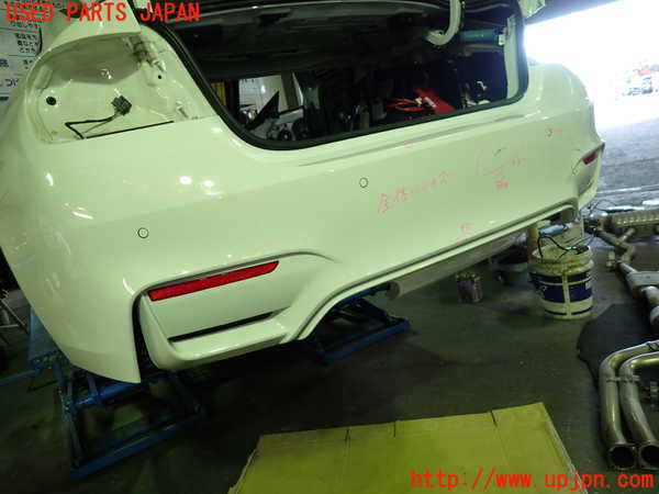 1UPJ-9239501610]BMW M4 クーペ F82(3C30)リアバンパー 中古_3